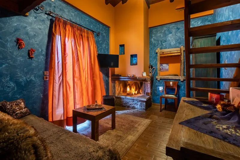 Attic with Fireplace Jacaranda - Photo 2